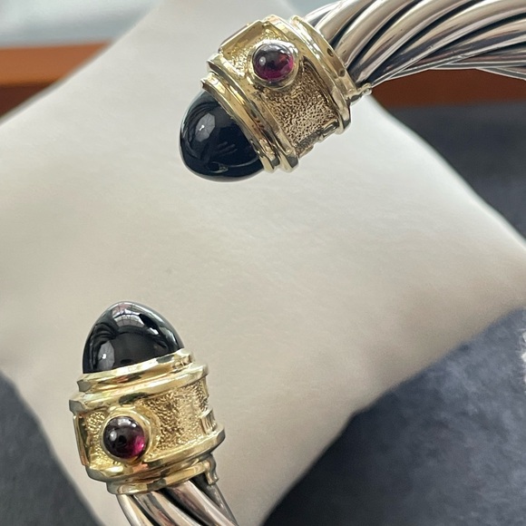 David Yurman 10mm Renaissance Cable Cuff with Black Onyx-Small - Picture 2 of 10